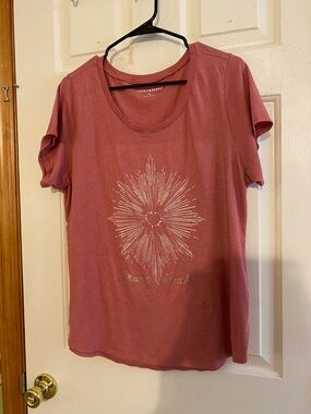 Lucky Brand Dusty Rose Short-Sleeve Graphic Tee